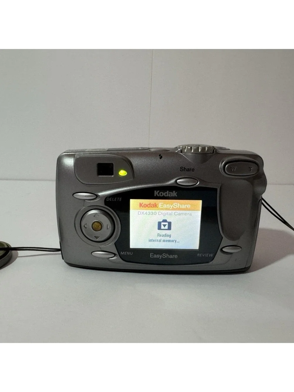 Kodak EasyShare DX4330 3.1MP Digital Camera Silver - For Parts/Fix Only